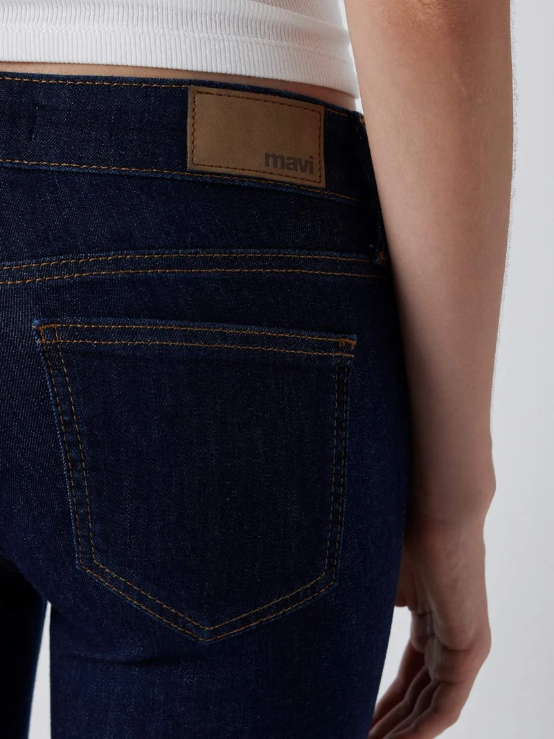 MAVI - Bella, Mid-Waist, Slim Bootcut, Rinse Str
