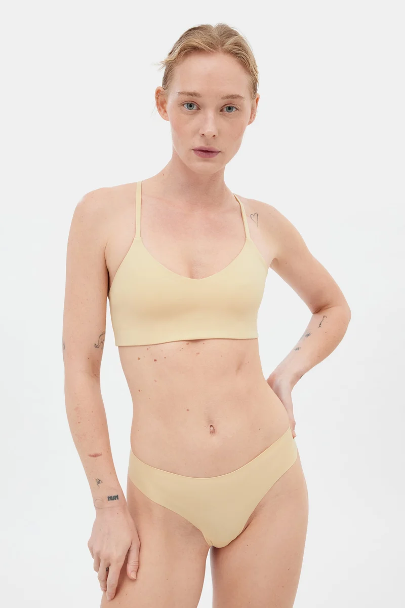 Brassière décolleté en V