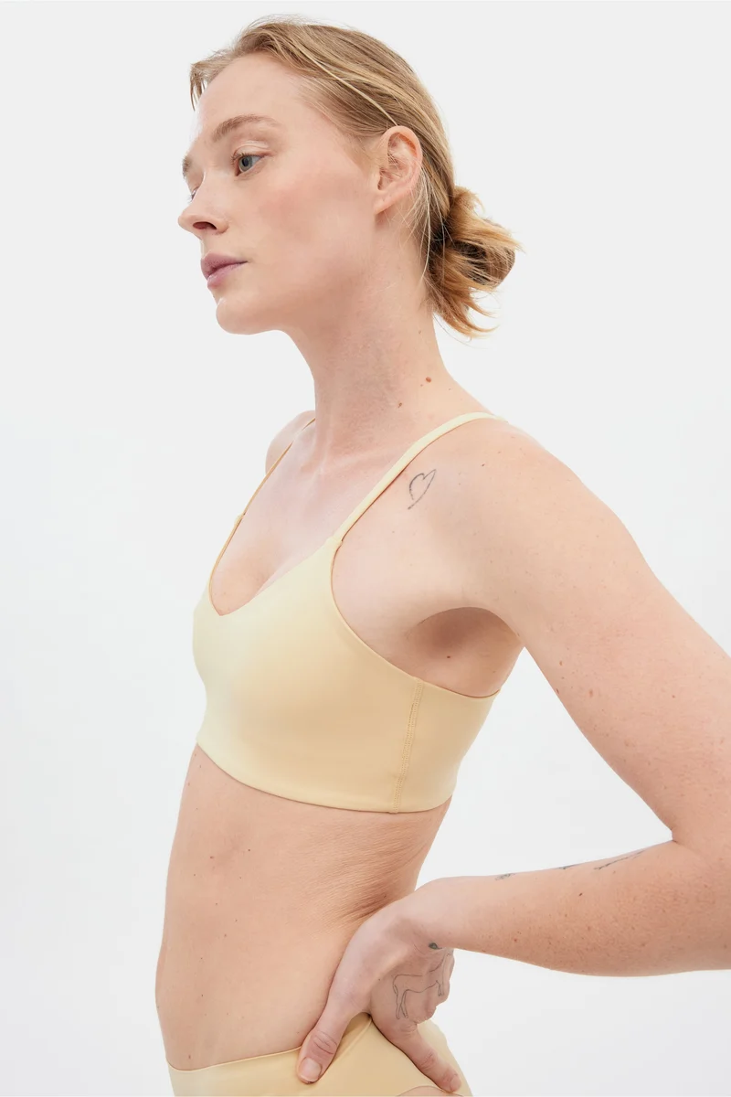 Brassière décolleté en V