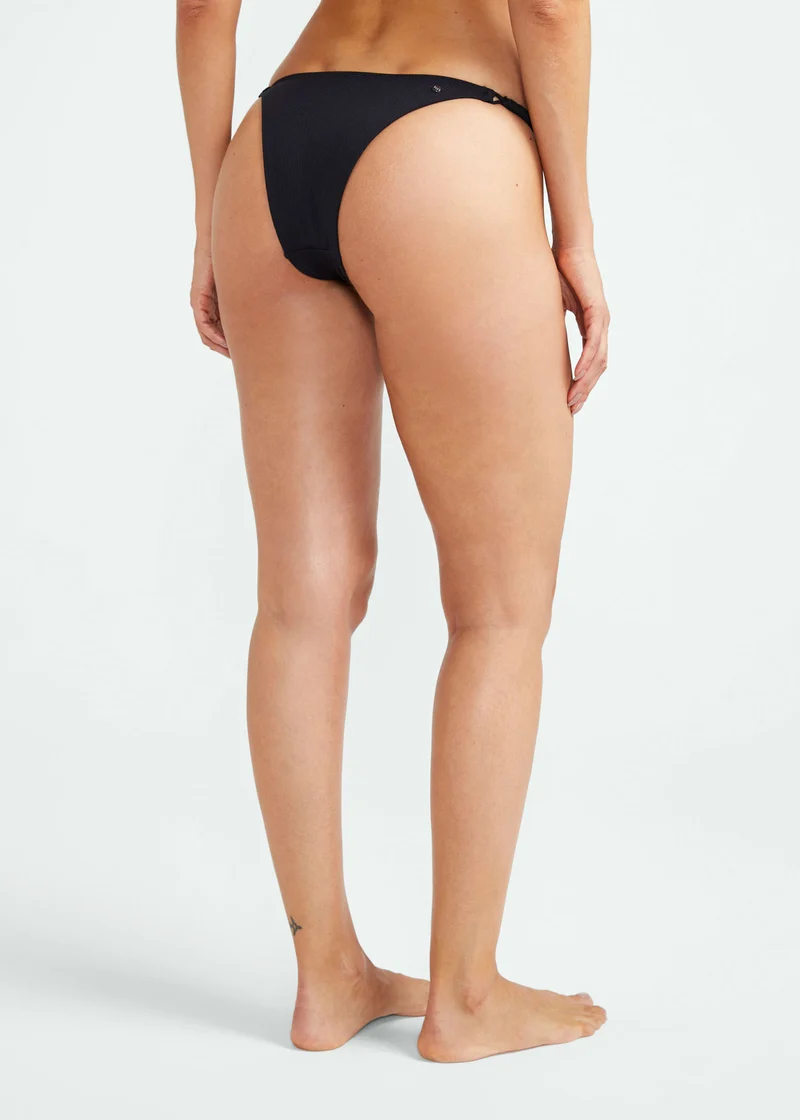 Cueca Biquíni Baru