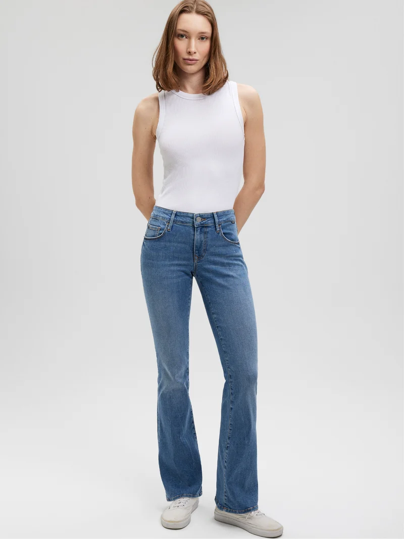 MAVI - Bella, Mid-Waist, Slim Bootcut, Dark Brushed STR