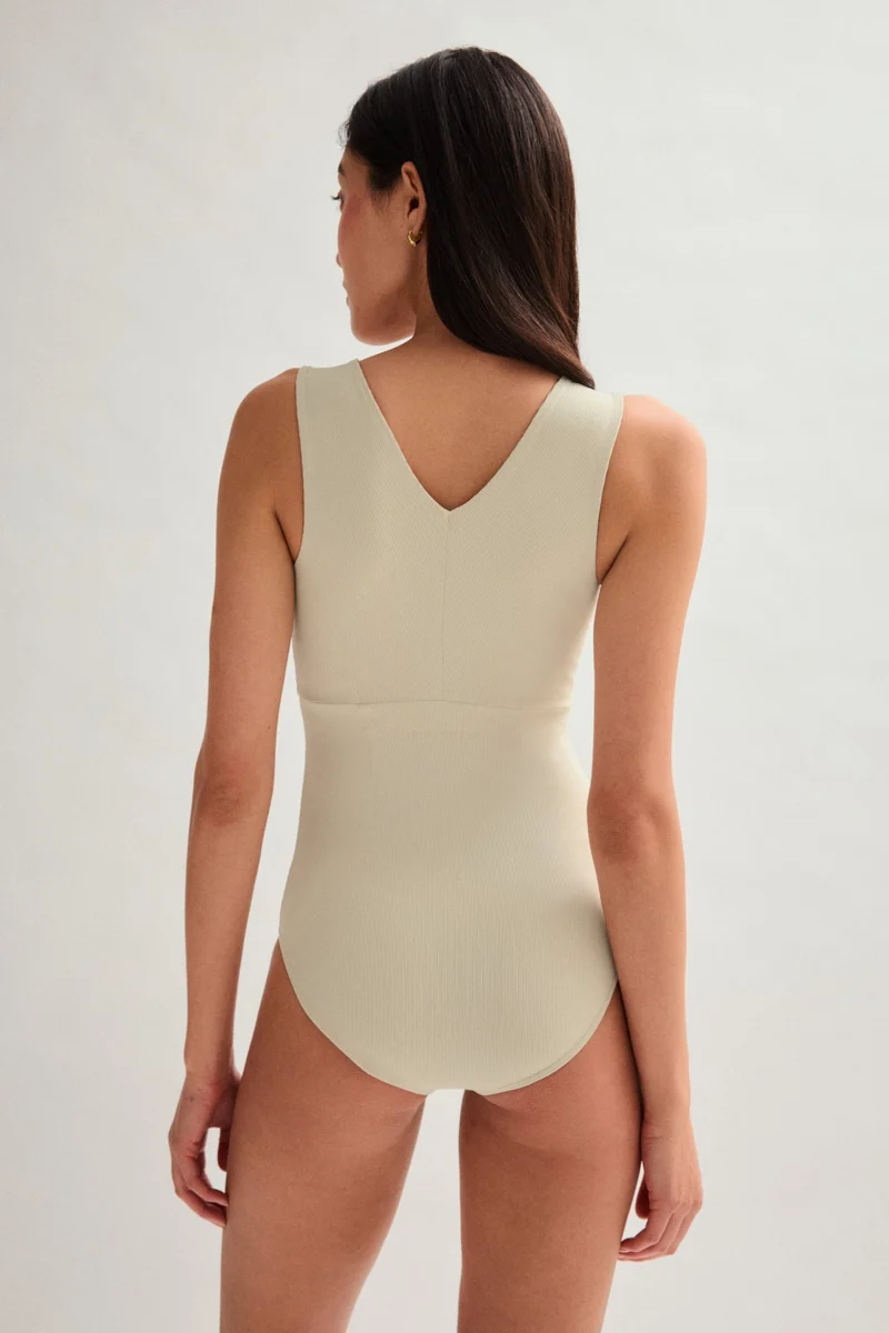 Body col V