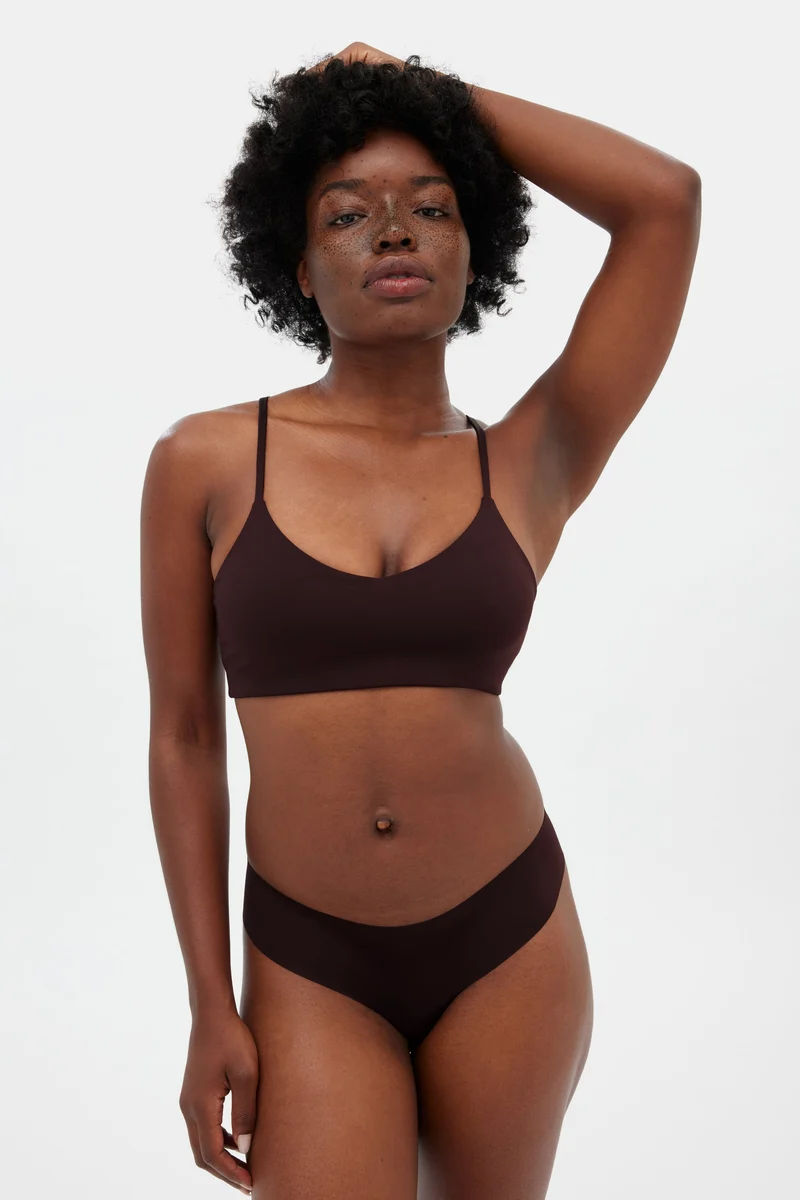 Brassière décolleté en V
