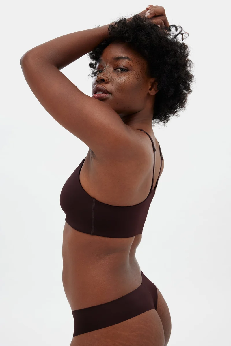 Brassière décolleté en V
