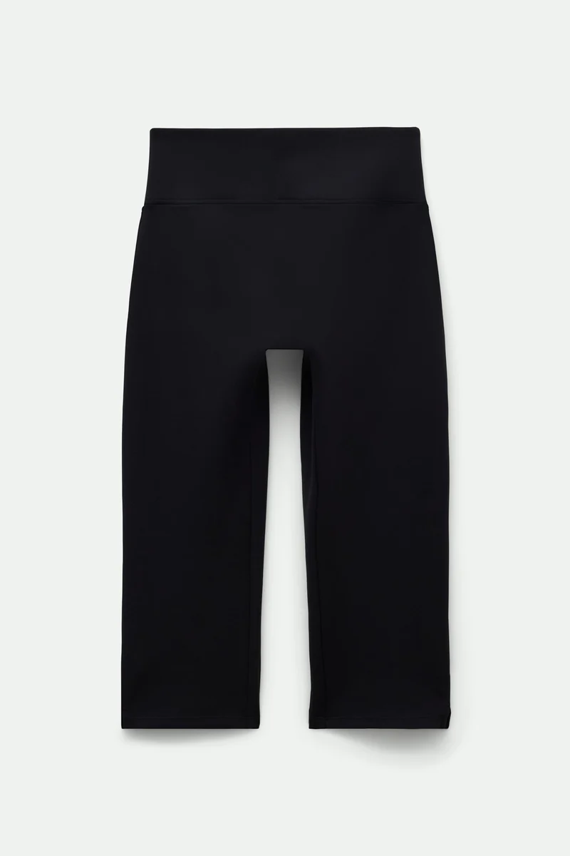 Capri noir taille haute de luxe