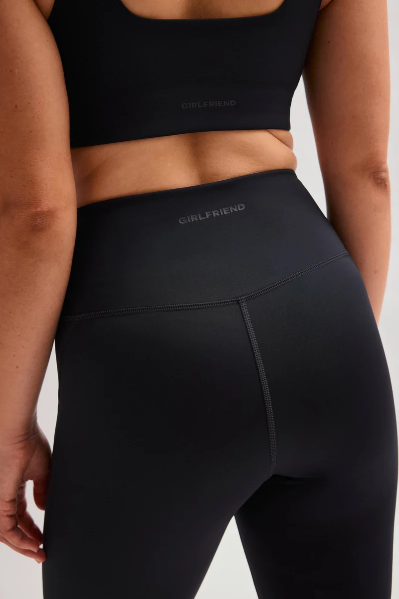Short de cyclisme noir taille haute