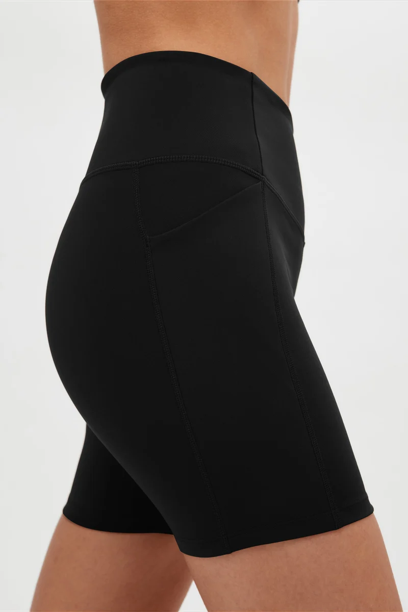 Short de running noir compressif avec poche