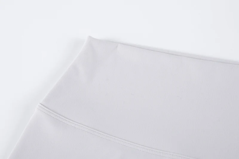 Cloud Touch Short - Oyster Shell