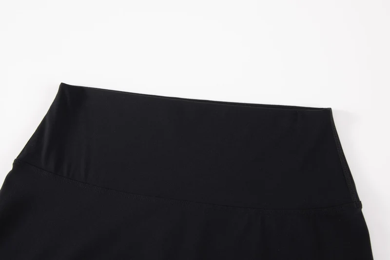 Cloud Touch Short - Black