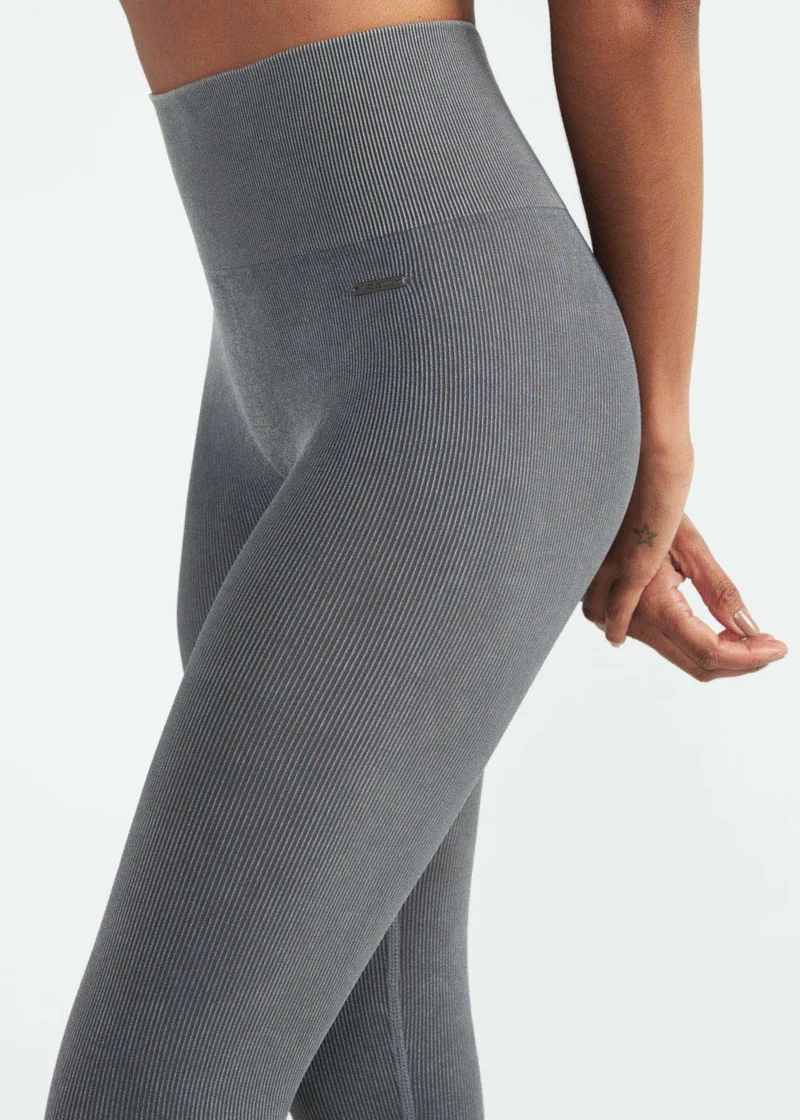 Calça Legging Mulher Skin Estonado
