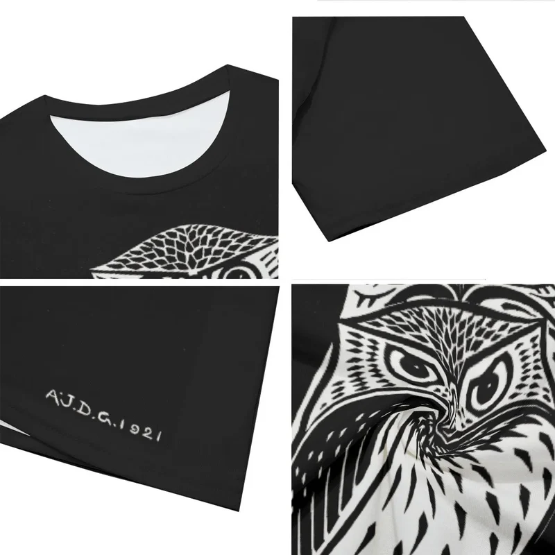 Two Owls by Julie de Graag T-Shirt