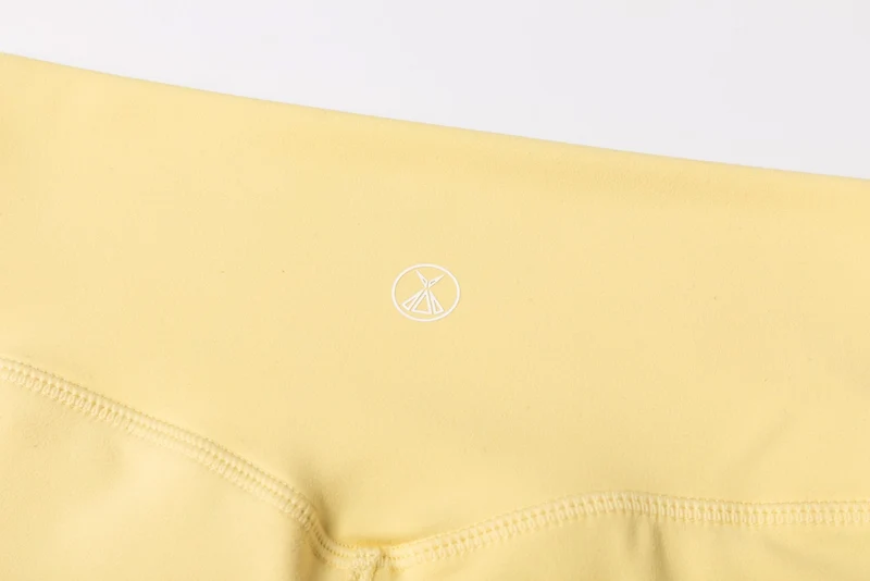 Curve Sculpt Short - Lemon Butter