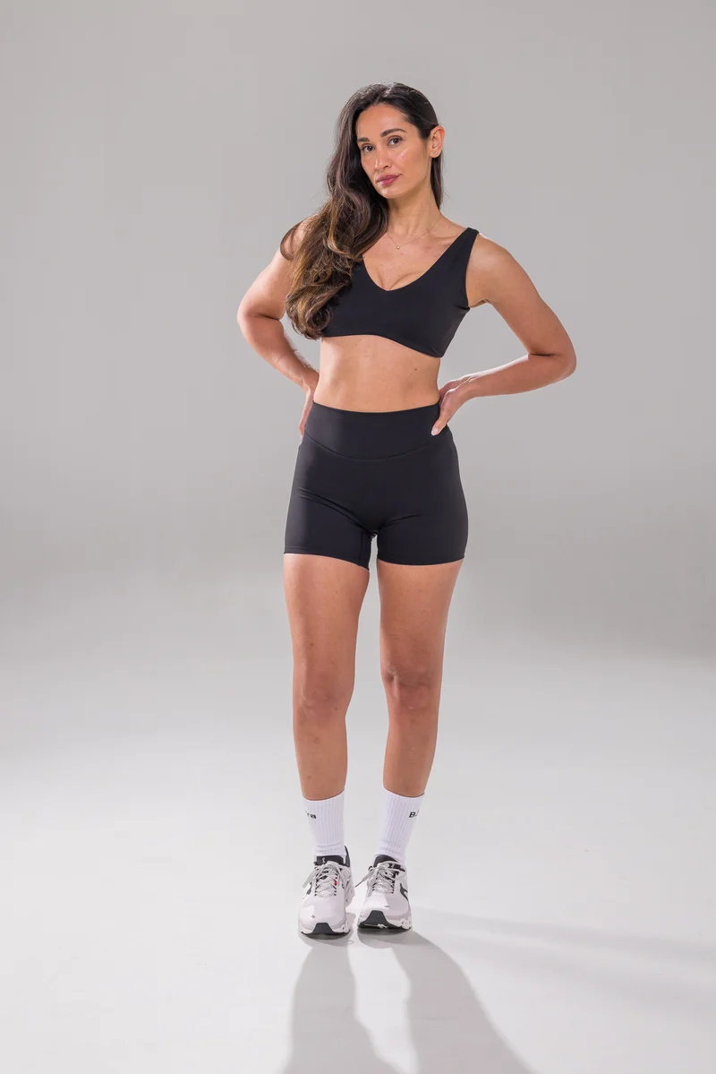 Silhouette Short - Black
