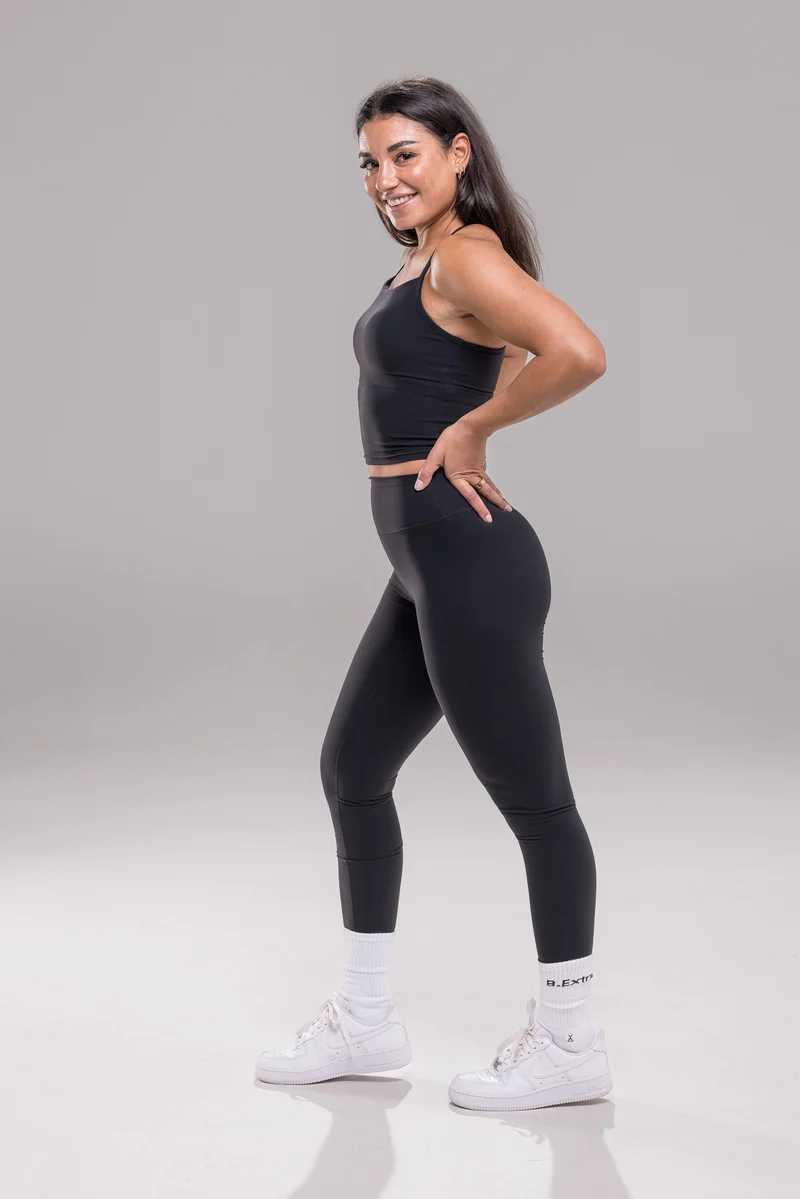 Studio Tank Crop - Black | Funxtion X