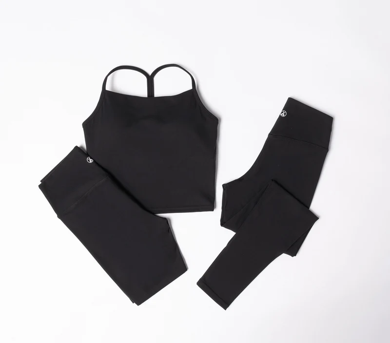 Studio Tank Crop - Black | Funxtion X