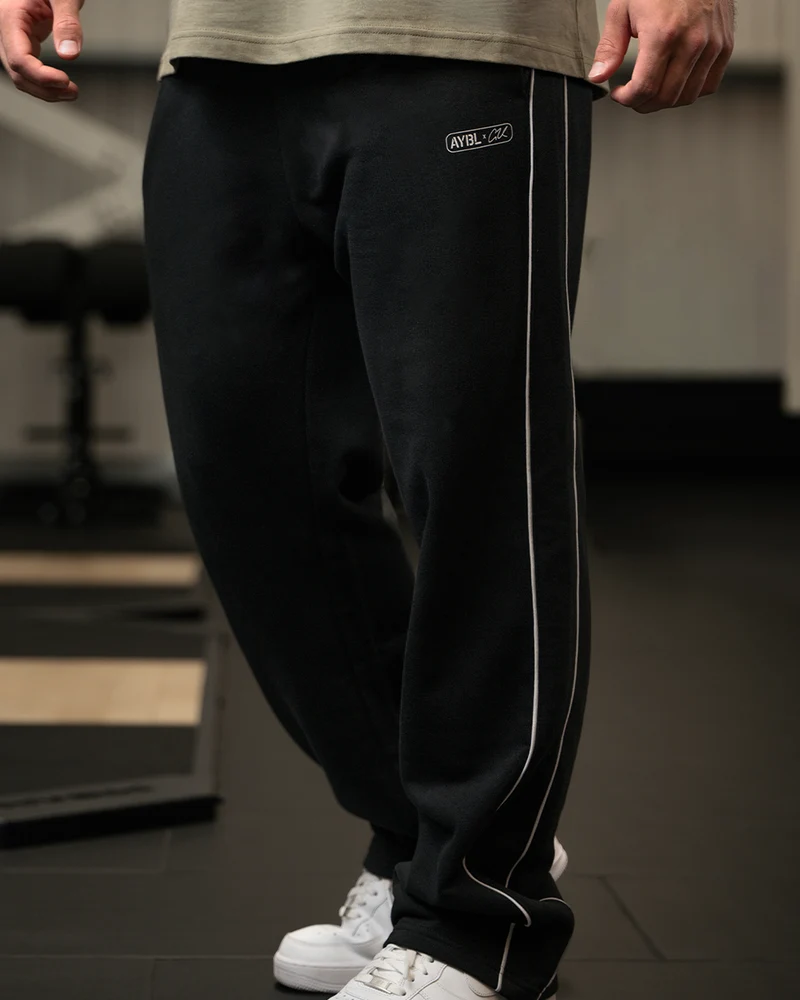 Cam Kissel x Oversized Straight Leg Joggers - Noir