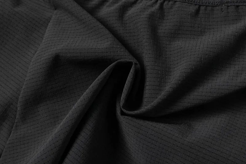 Halo Short Mid Rise - Black