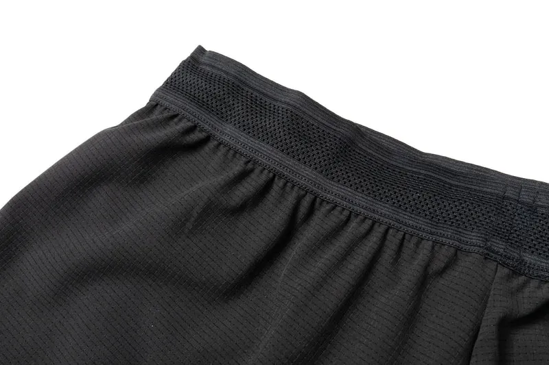 Halo Short Low Rise- Black