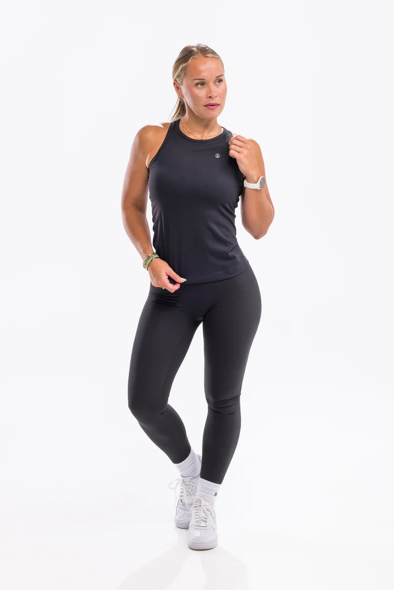 Peak Peformance Tank - Black