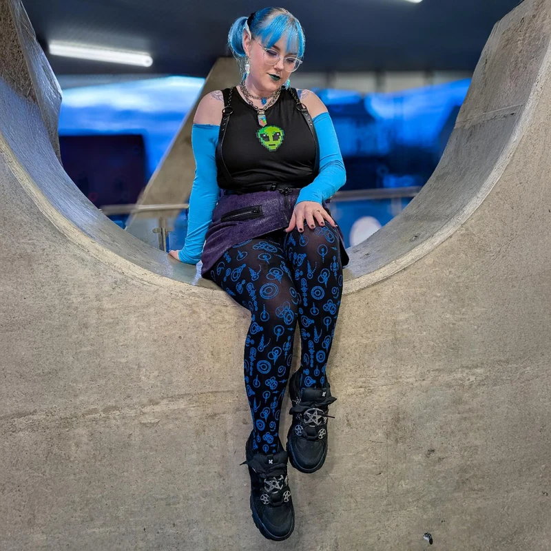 80 Denier Opaque Tights - Crop Circles