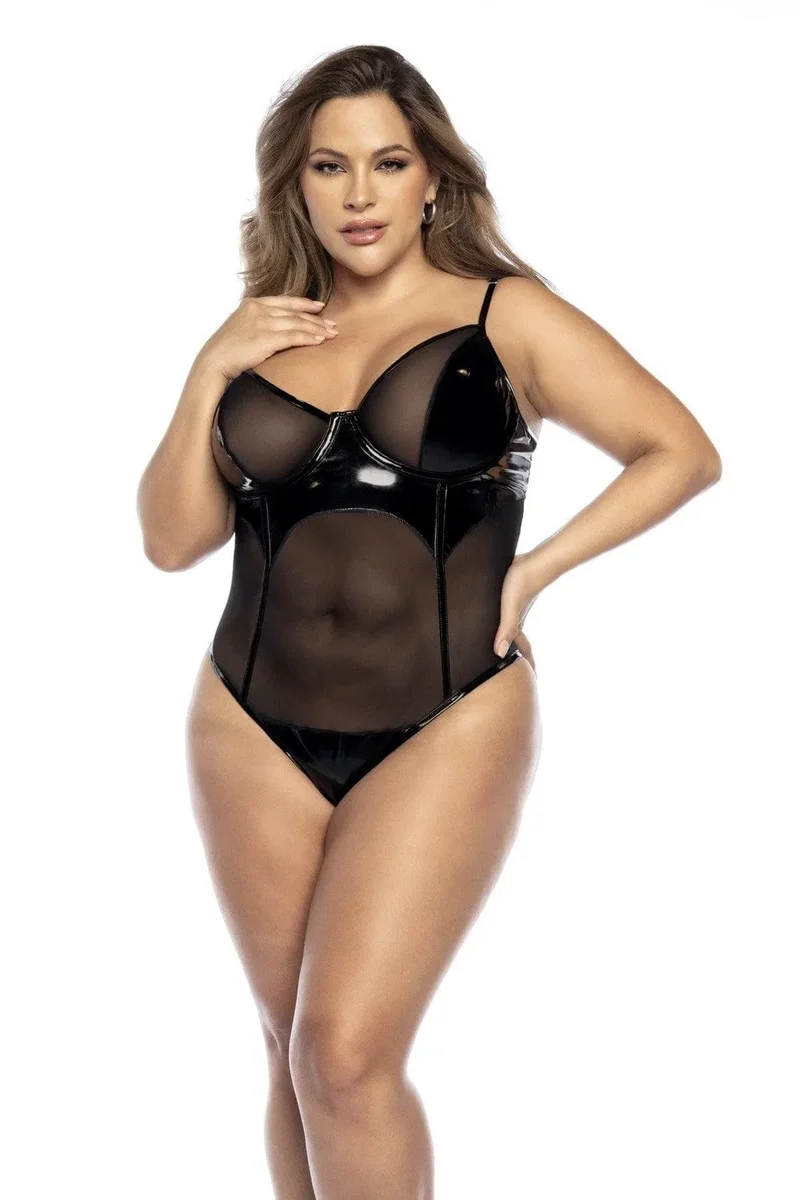lingerie dentelle rouge sexy sensuelle raffinée sophistiquée confortable douce respirante sculptante ajustée silhouette valorisante romantique élégante