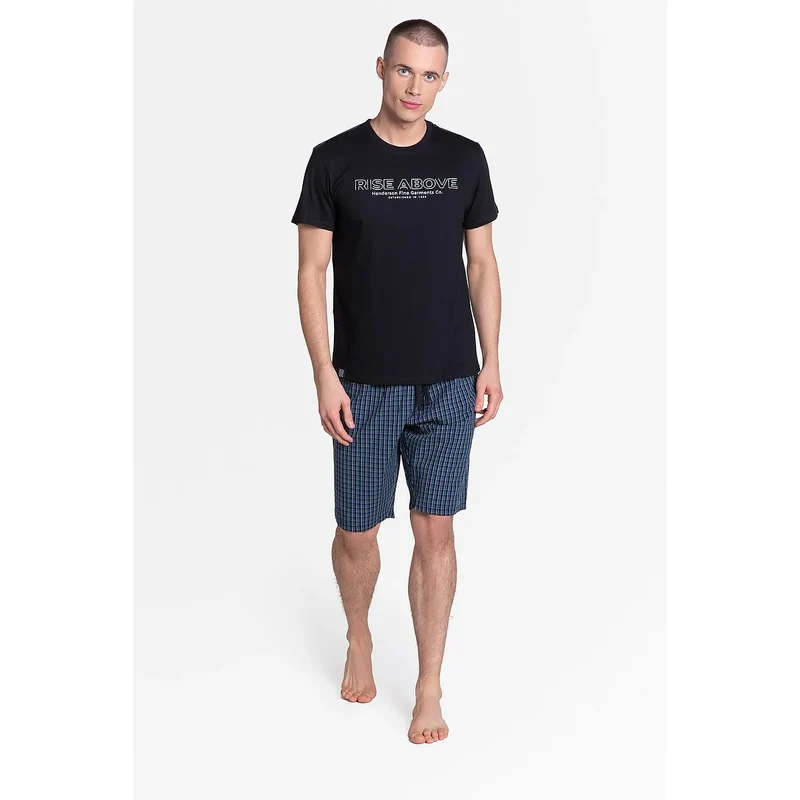 Pyjama homme style érotique confortable t-shirt noir short carreaux motifs tendance lingerie intime couple détente