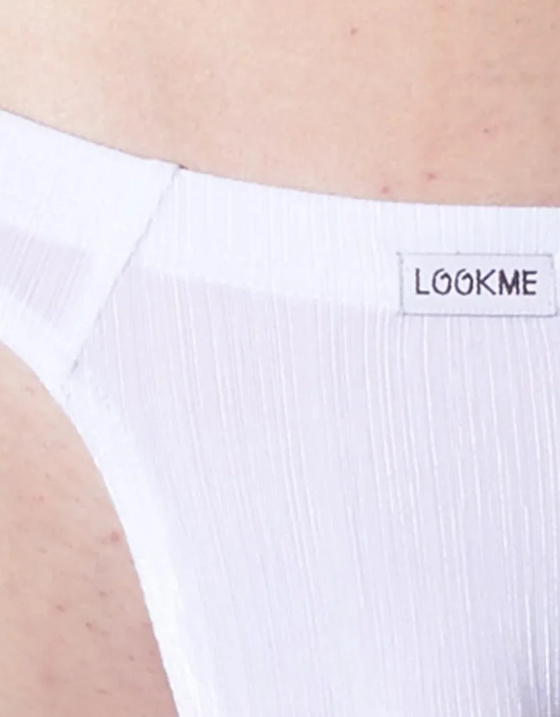 string blanc homme élégant polyamide extensible élasthanne maintien silhouette confort douceur discret moderne sophistiqué durable entretien facile
