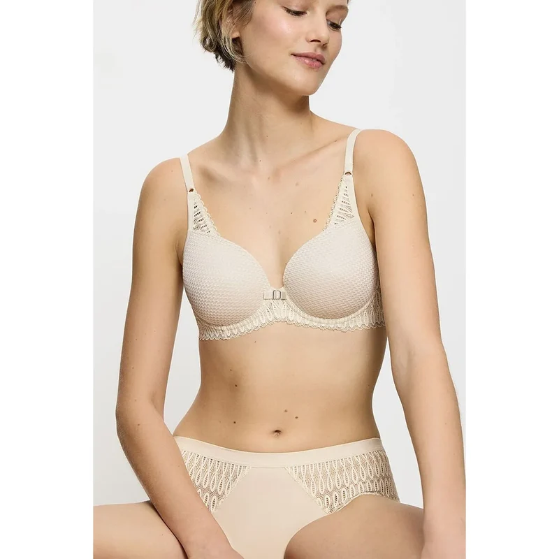 Soutien-gorge à armatures léger dentelle moderne Triumph Aura Spacer Cup