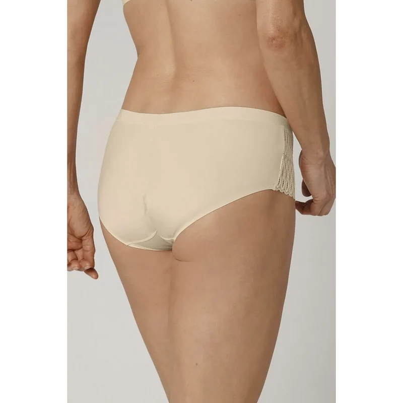 Culottes dentelle microfibre confort maxi féminines Aura Spotlight Triumph