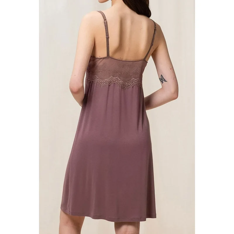 Chemise de nuit viscose dentelle tulle élégante femme confort Triumph