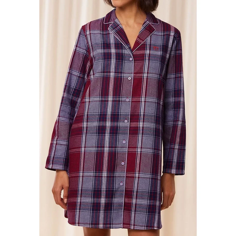 Chemise de nuit ample coton bio femme style classique boutons contrastés