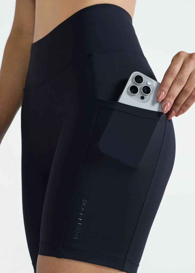 Calção Mulher Slim Bolsos