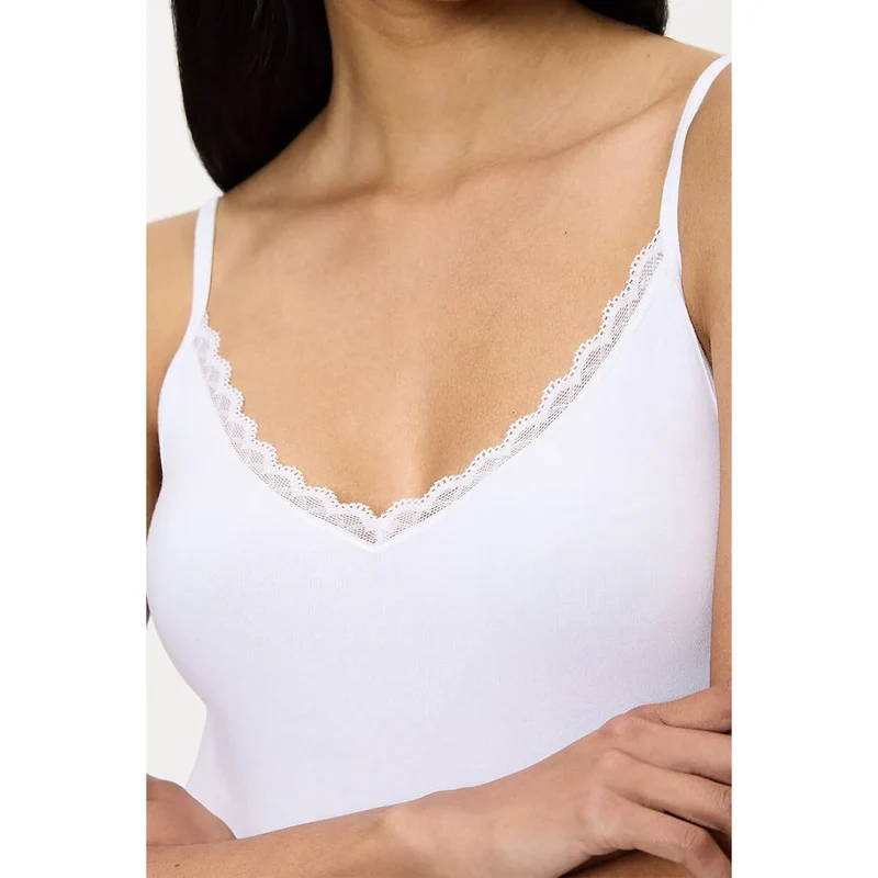 T-shirt coton biologique GOTS dentelle décolleté carré ajusté invisible femme