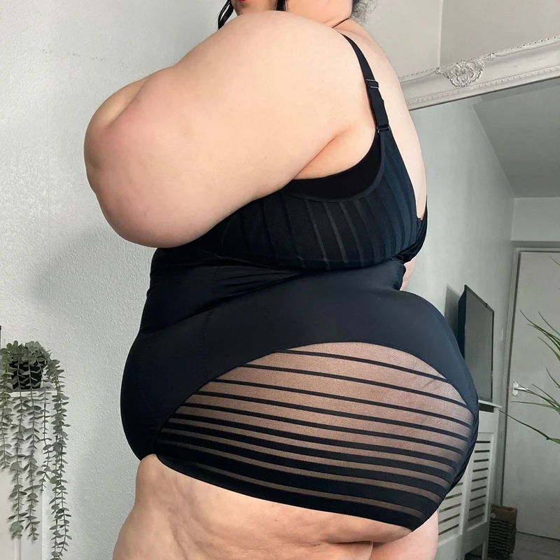 Smoothwear Open Bust Bodysuit - Black