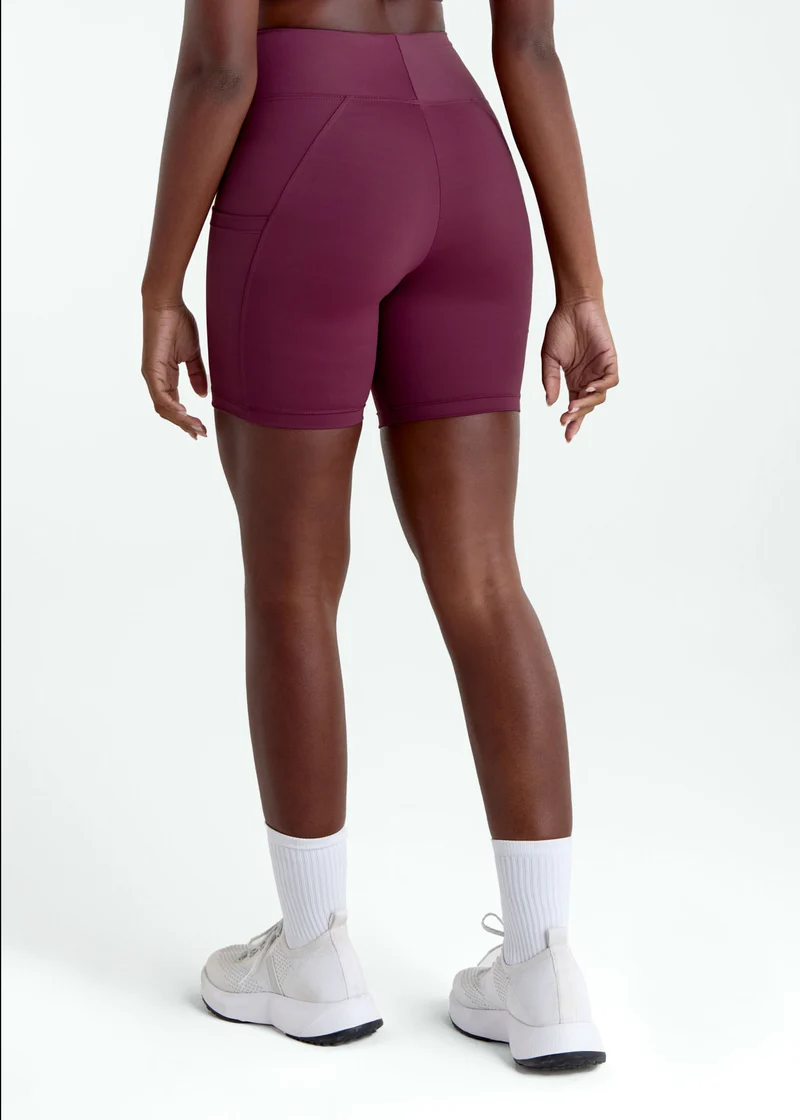 Calção Mulher Slim Bolsos