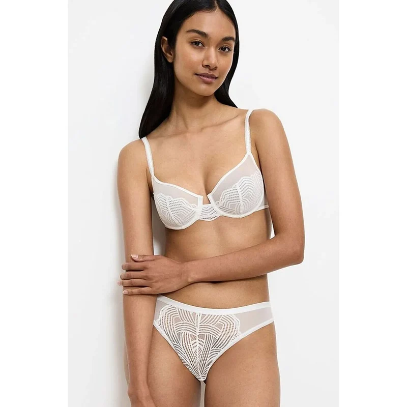 Culottes brésiliennes dentelle luxe confort femmes Triumph Delightful Spotlight