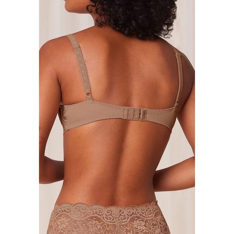 Soutien-gorge dentelle souple Triumph Amourette 300 confort élégant femmes