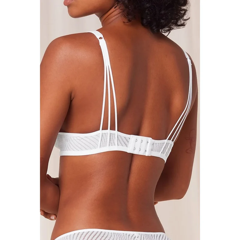 soutien-gorge rembourré dentelle élégante confort Triumph Harmony soutien parfait