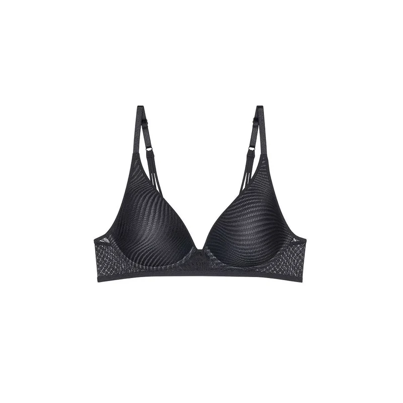 Soutien-gorge dentelle élastique armatures Triumph Harmony maintien confort féminin