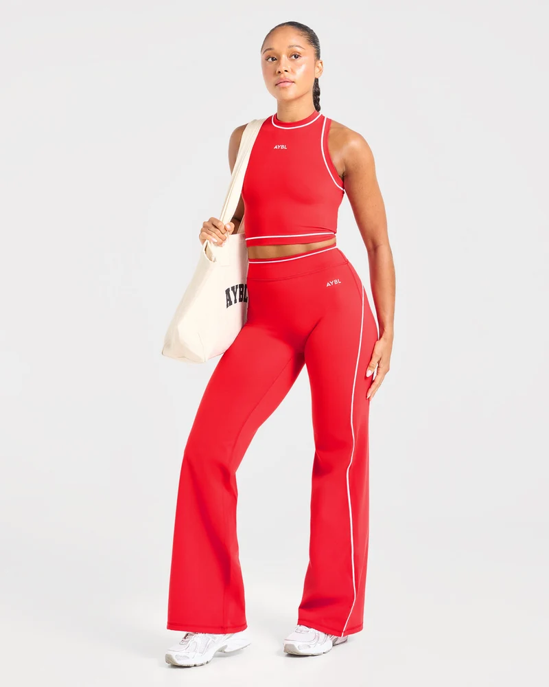 Form Flared Leggings - Rouge