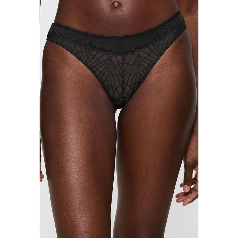 culottes brésiliennes dentelle maille élégantes confort invisibles Triumph