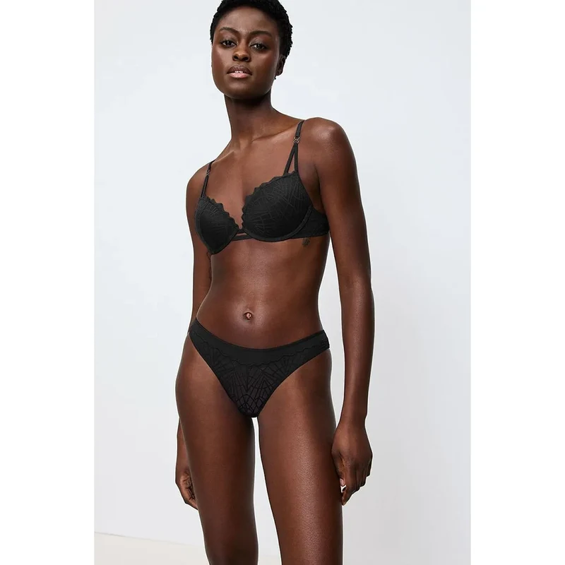 culottes brésiliennes dentelle maille élégantes confort invisibles Triumph