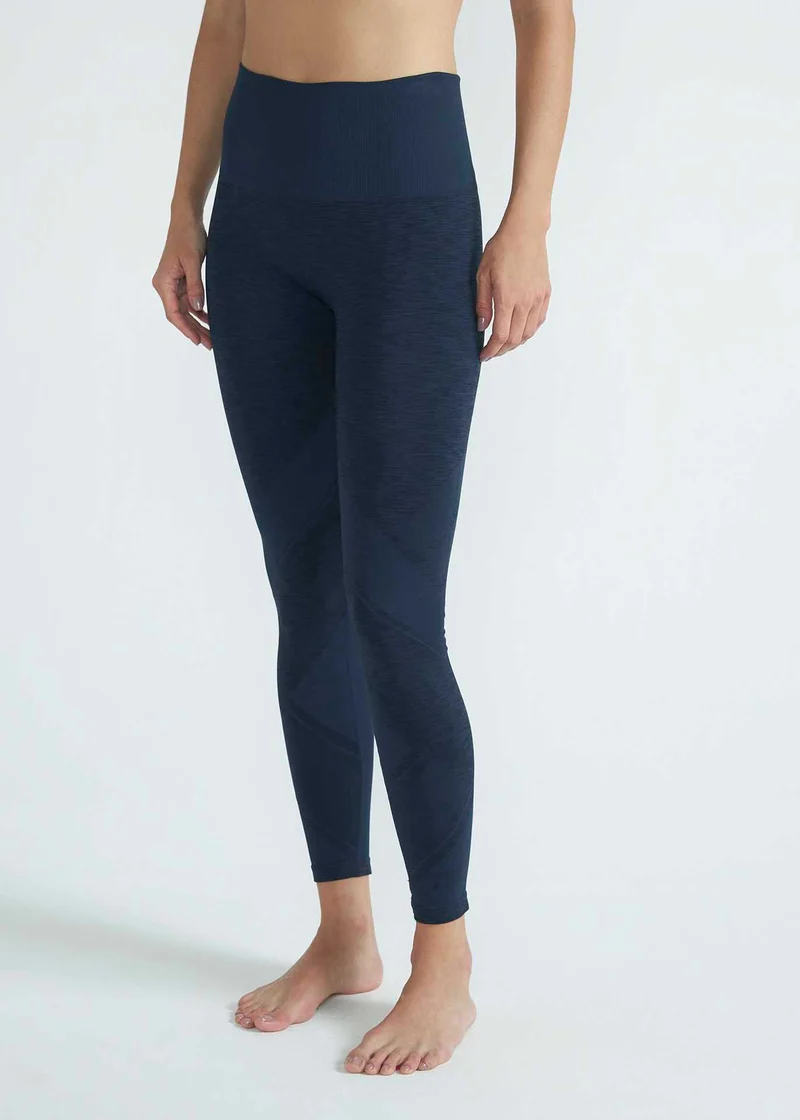 Calça Legging Mulher Skin Recortes