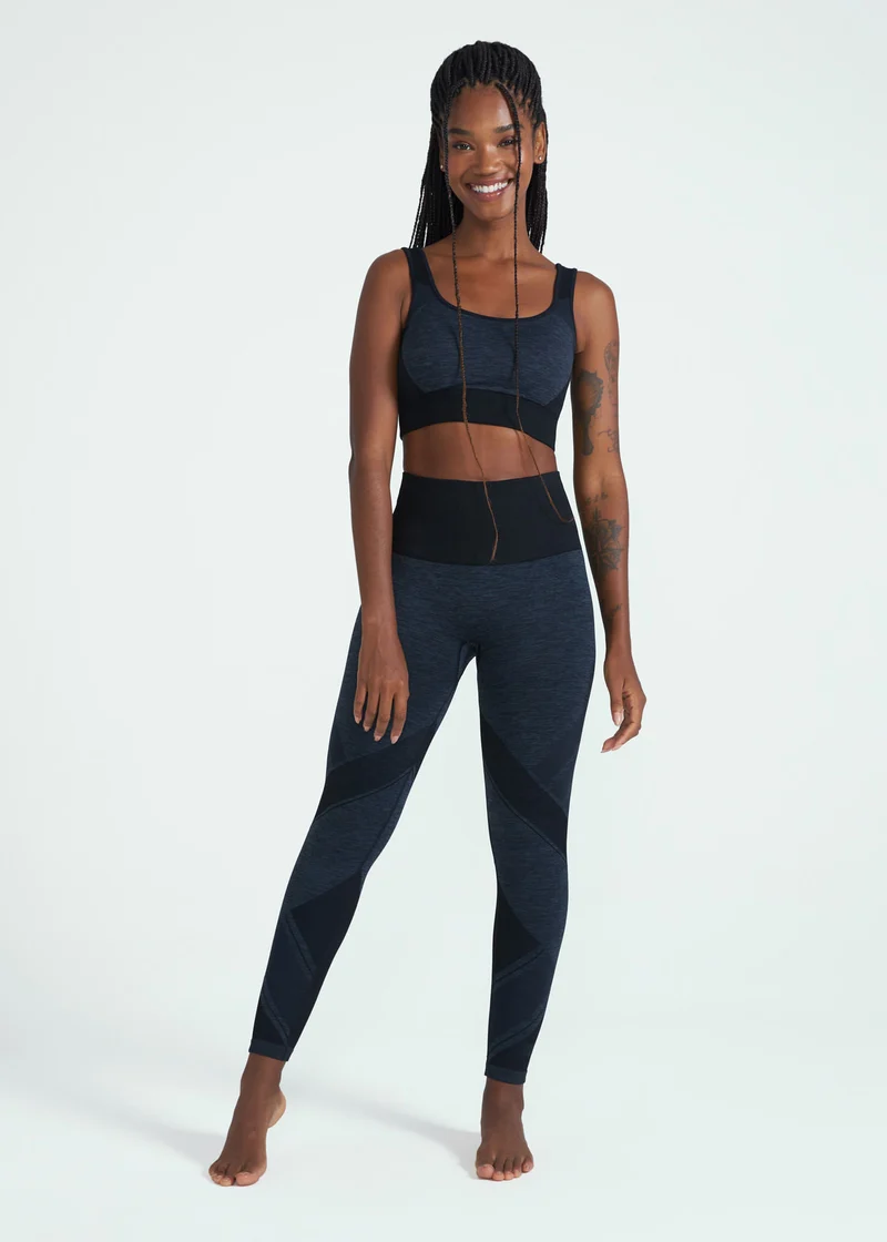 Calça Legging Mulher Skin Recortes