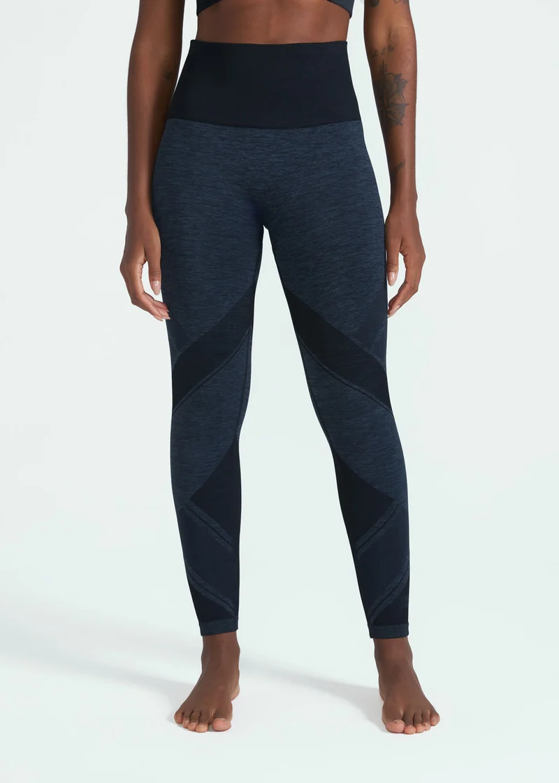 Calça Legging Mulher Skin Recortes