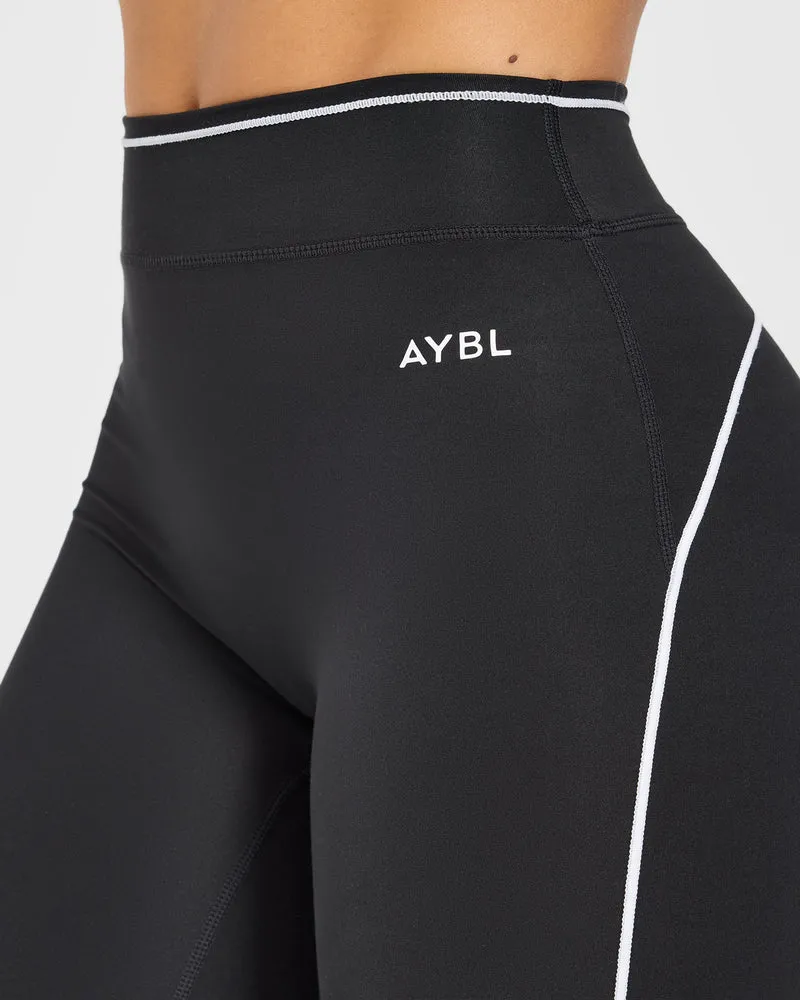 Form Flared Leggings - Noir
