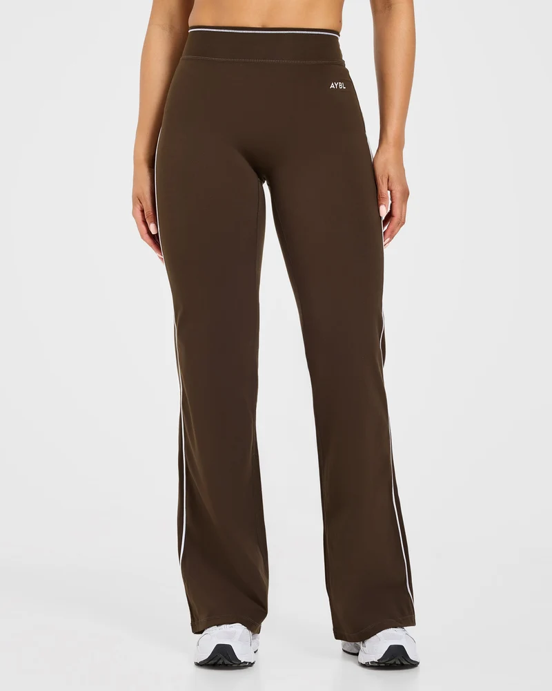 Form Flared Leggings - Coffee Bean