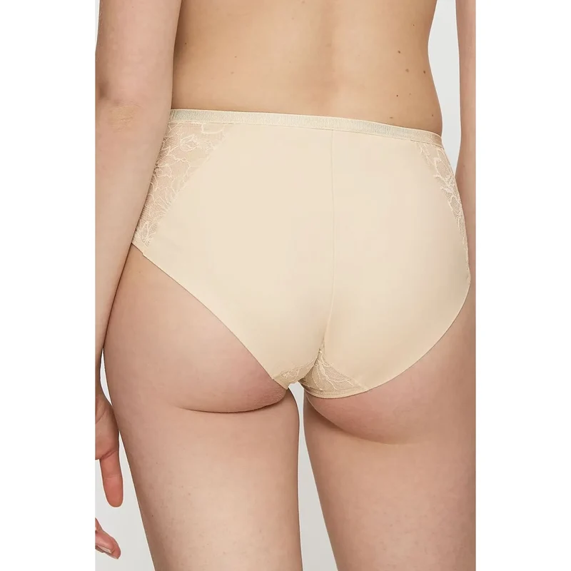 Maxi slip dentelle élégante confort quotidien Triumph Amourette Charm
