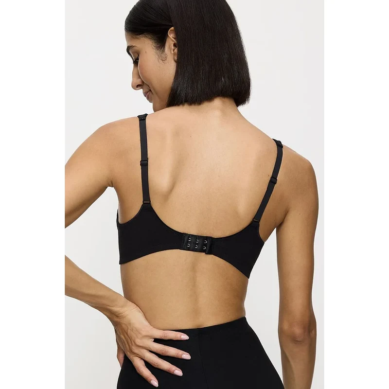 Soutien-gorge modelant sans armature coton dentelle confort quotidien Triumph