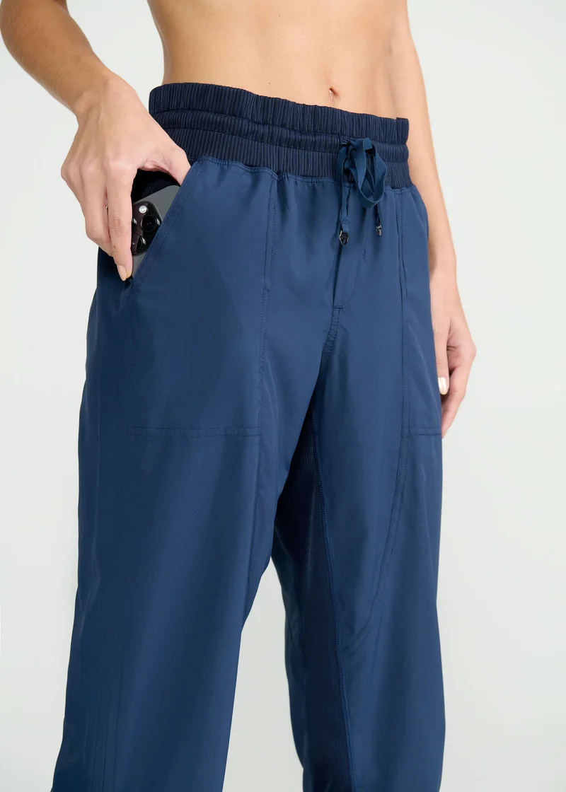 Calça Mulher Essential